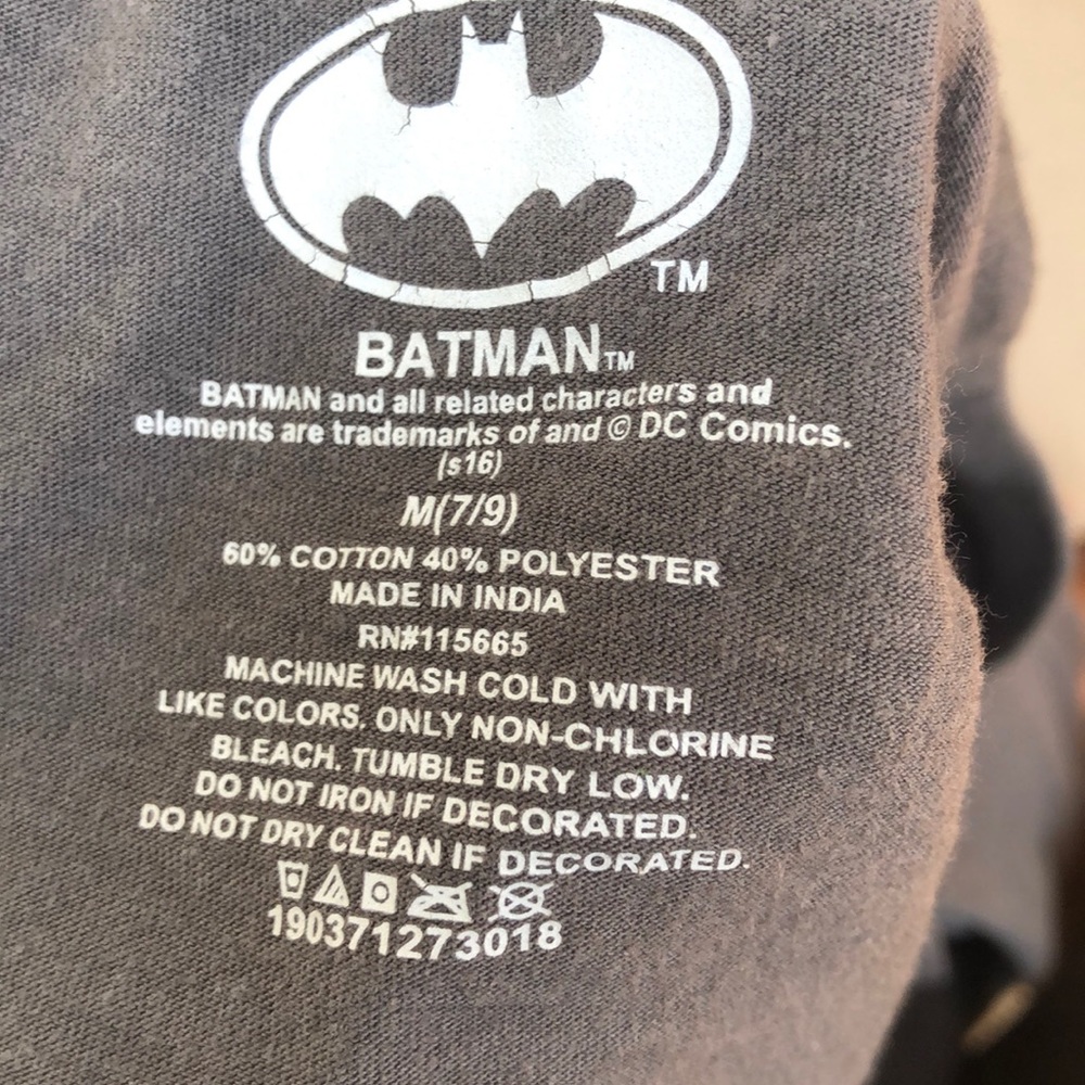 Women’s BATMAN top. - Picture 6 of 6